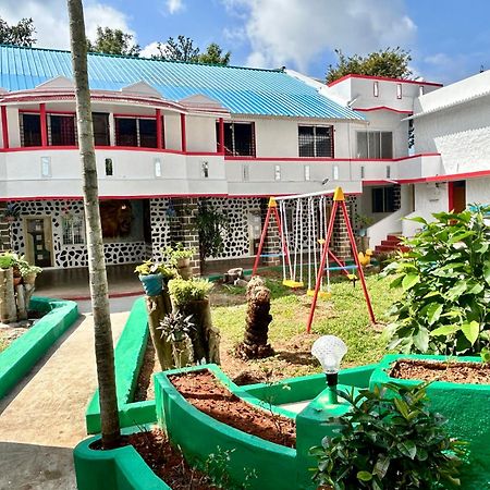 Am Resort Yelagiri Buitenkant foto